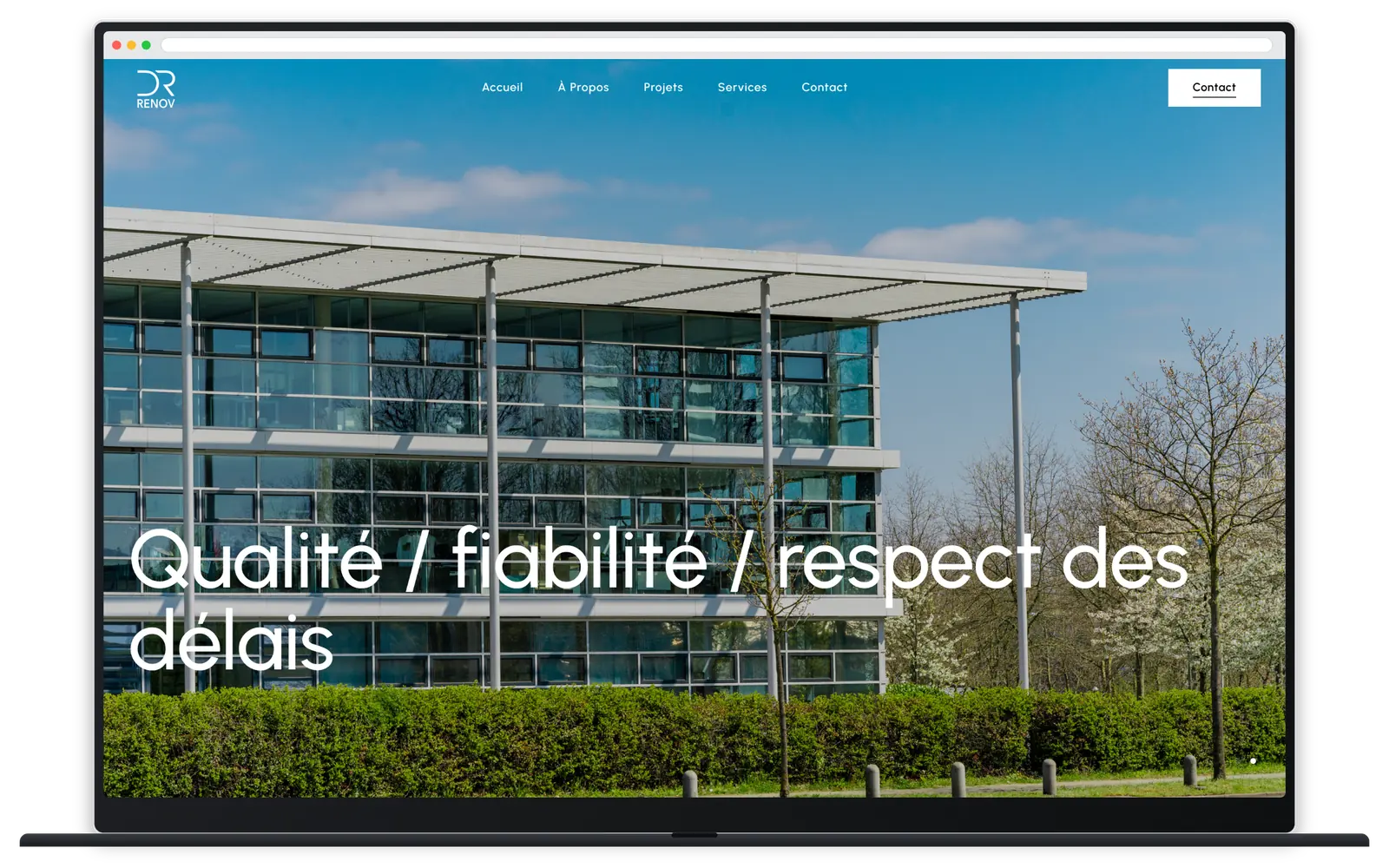 Capture responsive du site DR Renov Sàrl sur ordinateur portable